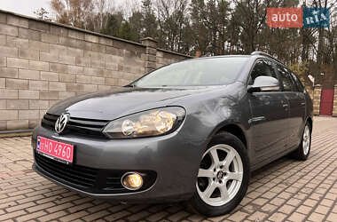 Универсал Volkswagen Golf 2010 в Луцке