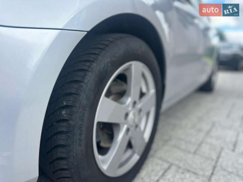 Хэтчбек Volkswagen Golf 2008 в Киеве фото 18 Хэтчбек Volkswagen Golf 2008 в Киеве