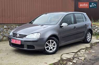 Хетчбек Volkswagen Golf 2005 в Полтаві