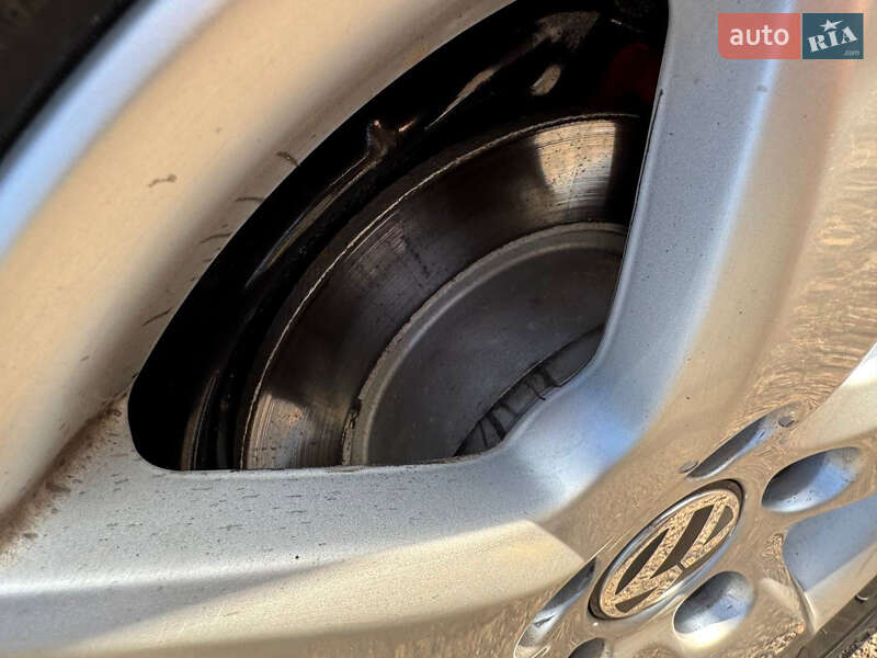 Хэтчбек Volkswagen Golf 2008 в Смеле