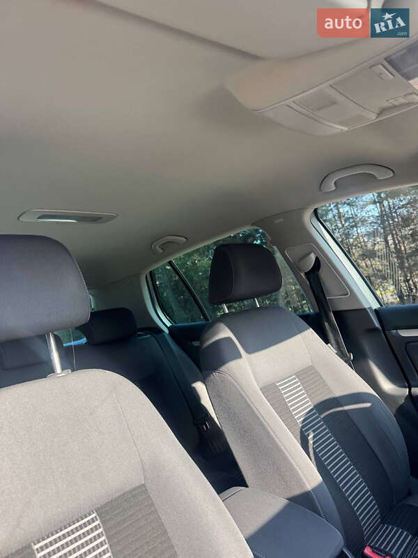 Хэтчбек Volkswagen Golf 2008 в Смеле