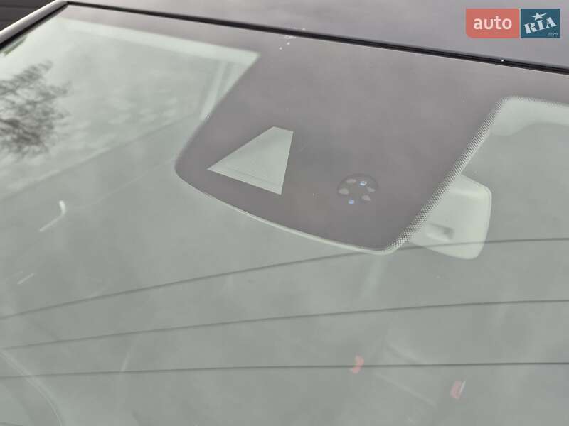 Хэтчбек Volkswagen Golf 2014 в Киеве фото 33 Хэтчбек Volkswagen Golf 2014 в Киеве