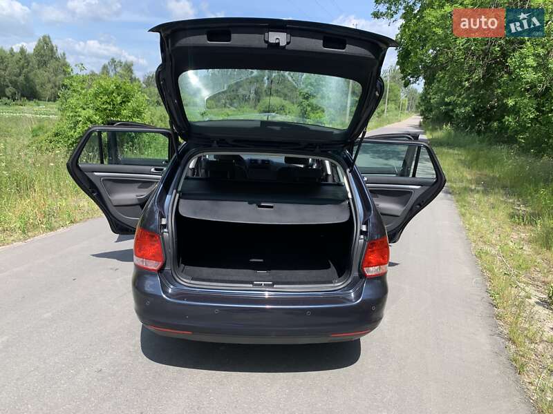 Универсал Volkswagen Golf 2009 в Ковеле