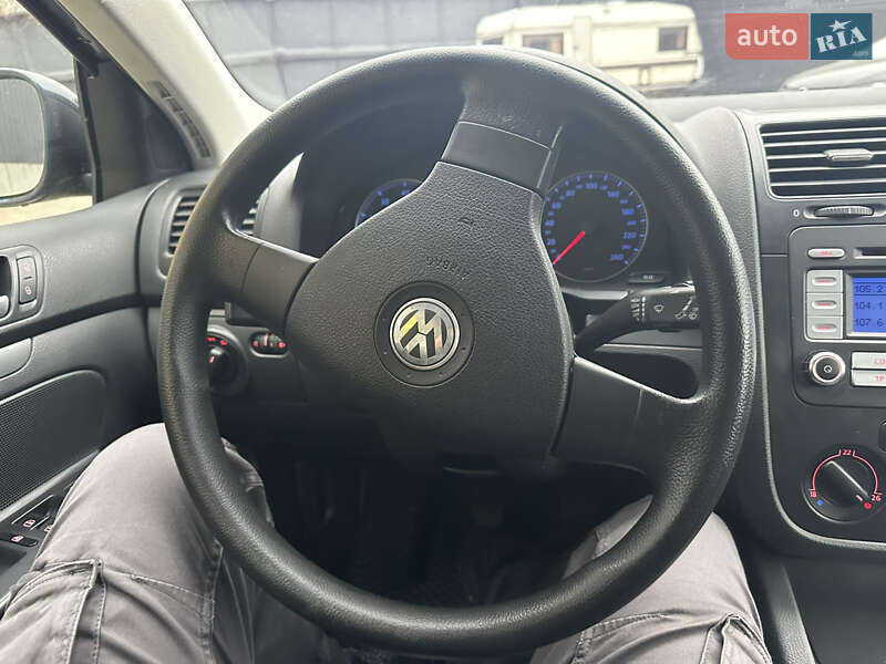 Универсал Volkswagen Golf 2007 в Нежине