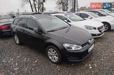 Универсал Volkswagen Golf 2017 в Ровно