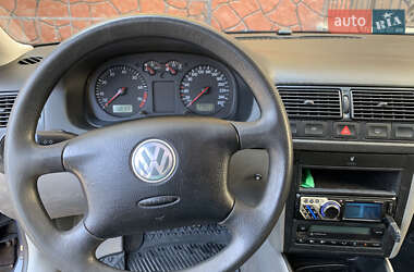 Универсал Volkswagen Golf 2005 в Ивано-Франковске