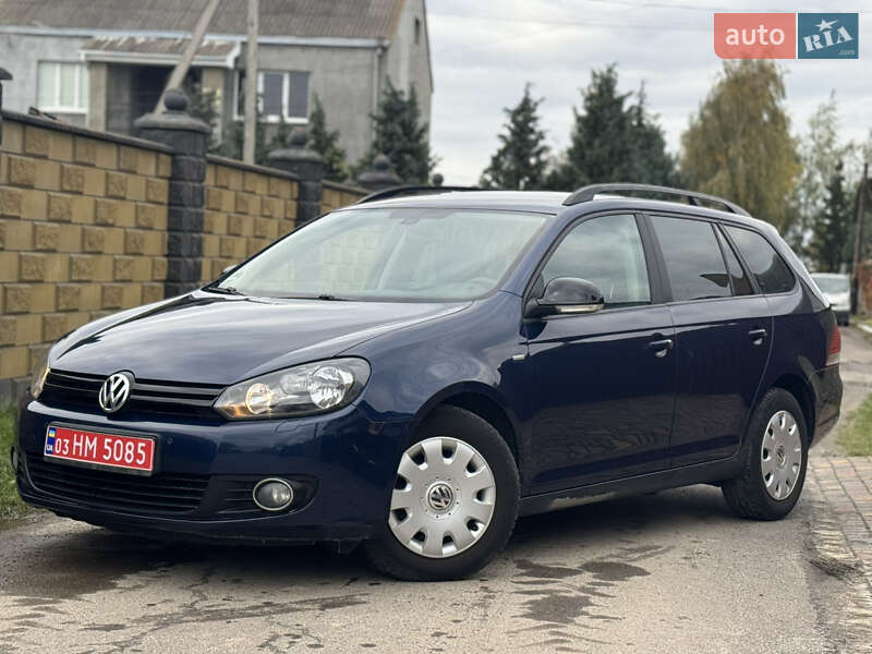 Универсал Volkswagen Golf 2012 в Луцке