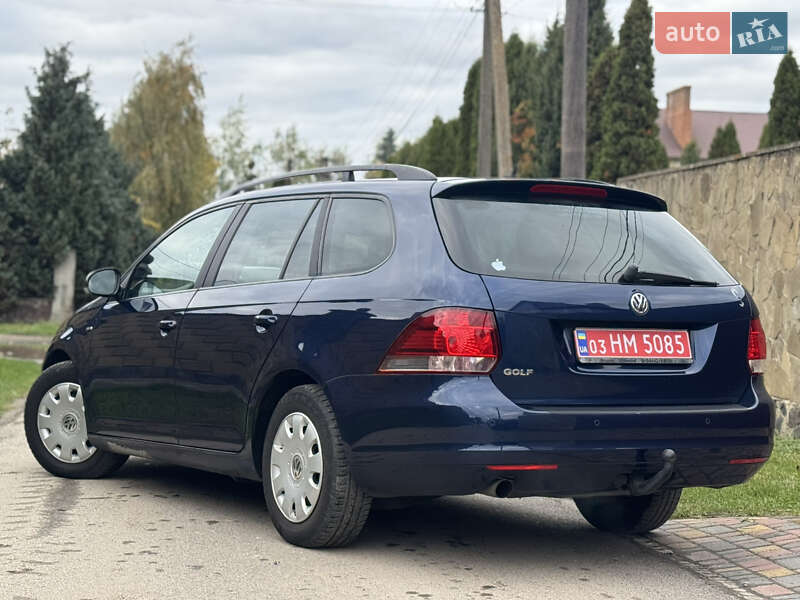 Универсал Volkswagen Golf 2012 в Луцке