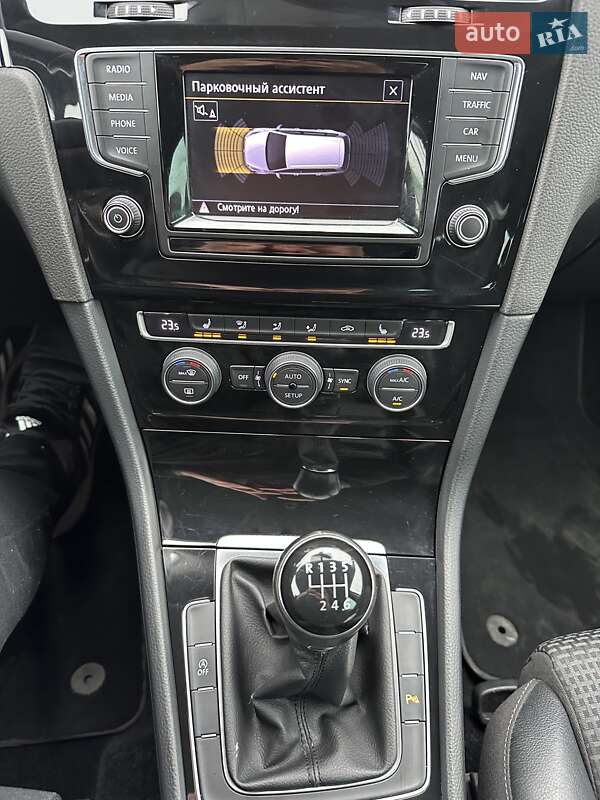 Універсал Volkswagen Golf 2014 в Козові