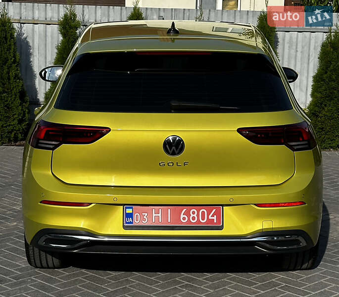 Хетчбек Volkswagen Golf 2020 в Тернополі