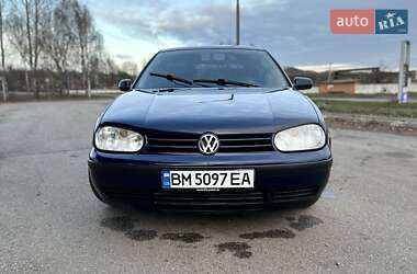 Хэтчбек Volkswagen Golf 2000 в Ромнах