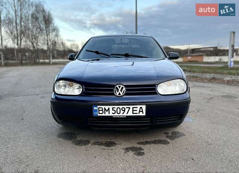 Volkswagen Golf 2000