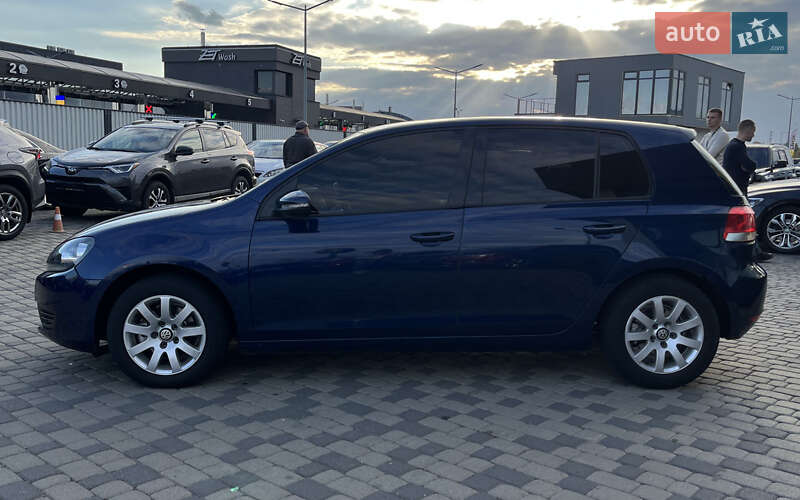 Хэтчбек Volkswagen Golf 2009 в Мукачево
