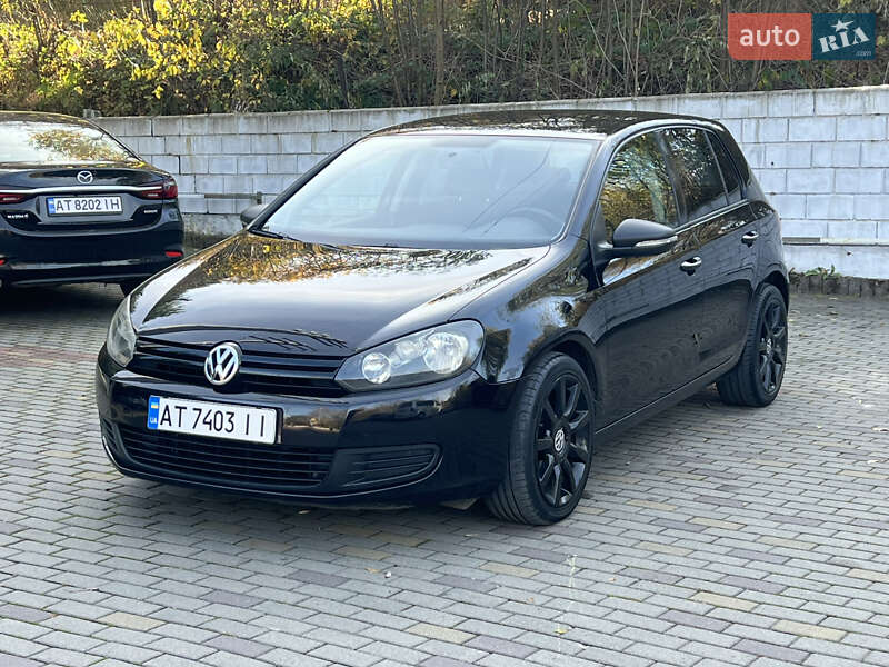 Хэтчбек Volkswagen Golf 2009 в Косове