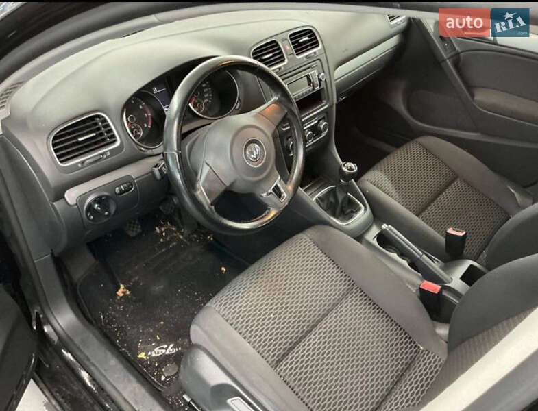 Хэтчбек Volkswagen Golf 2009 в Косове