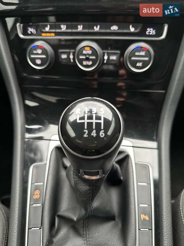 Универсал Volkswagen Golf 2013 в Белогородке фото 21 Универсал Volkswagen Golf 2013 в Белогородке