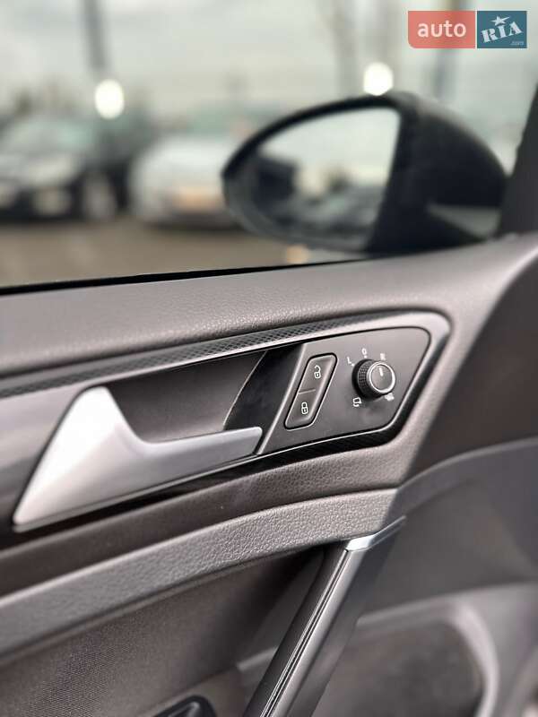 Универсал Volkswagen Golf 2013 в Белогородке фото 30 Универсал Volkswagen Golf 2013 в Белогородке