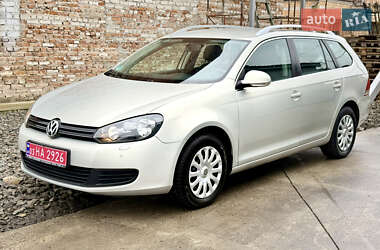 Универсал Volkswagen Golf 2011 в Луцке