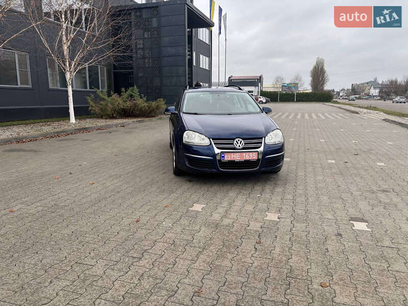 Универсал Volkswagen Golf 2009 в Белой Церкви