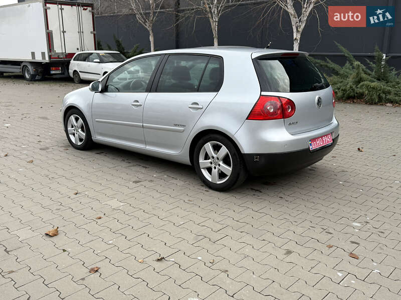 Хэтчбек Volkswagen Golf 2008 в Белой Церкви