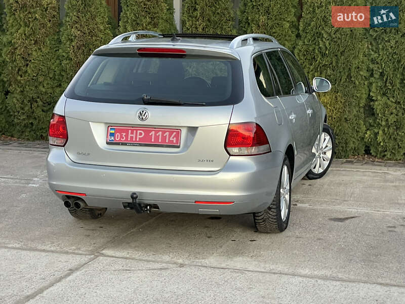 Універсал Volkswagen Golf 2011 в Сарнах