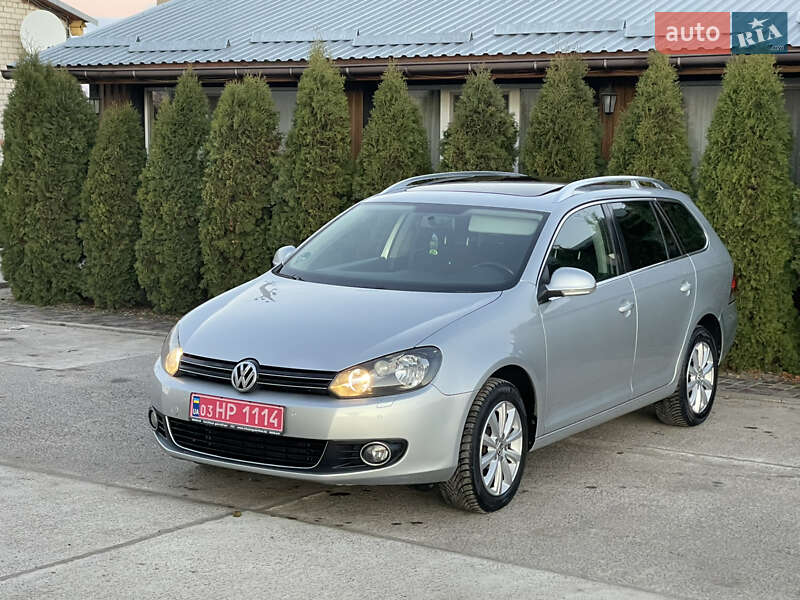 Універсал Volkswagen Golf 2011 в Сарнах
