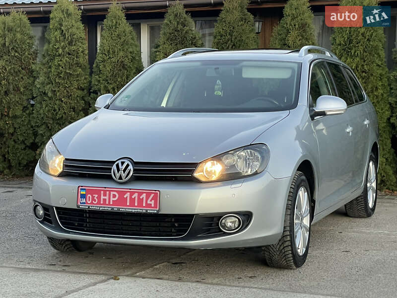 Універсал Volkswagen Golf 2011 в Сарнах