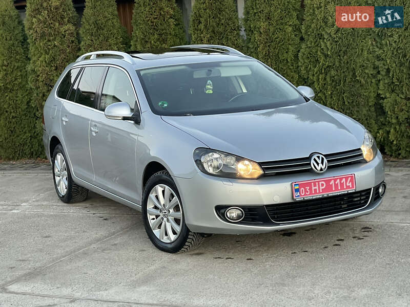 Універсал Volkswagen Golf 2011 в Сарнах