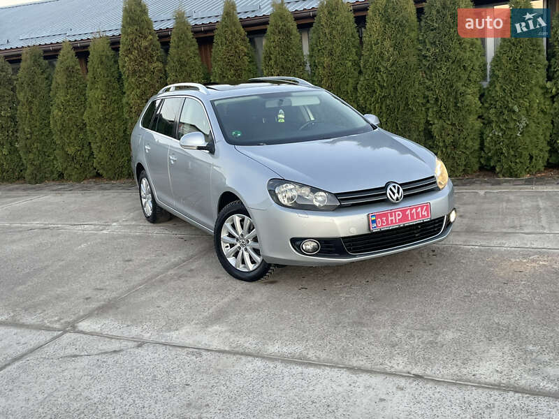 Універсал Volkswagen Golf 2011 в Сарнах