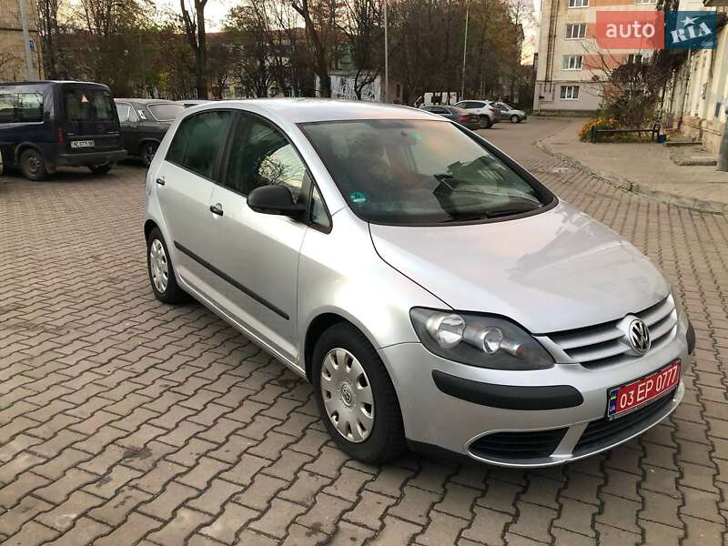 Хэтчбек Volkswagen Golf 2006 в Луцке фото 6 Хэтчбек Volkswagen Golf 2006 в Луцке