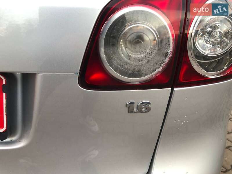 Хэтчбек Volkswagen Golf 2006 в Луцке фото 13 Хэтчбек Volkswagen Golf 2006 в Луцке