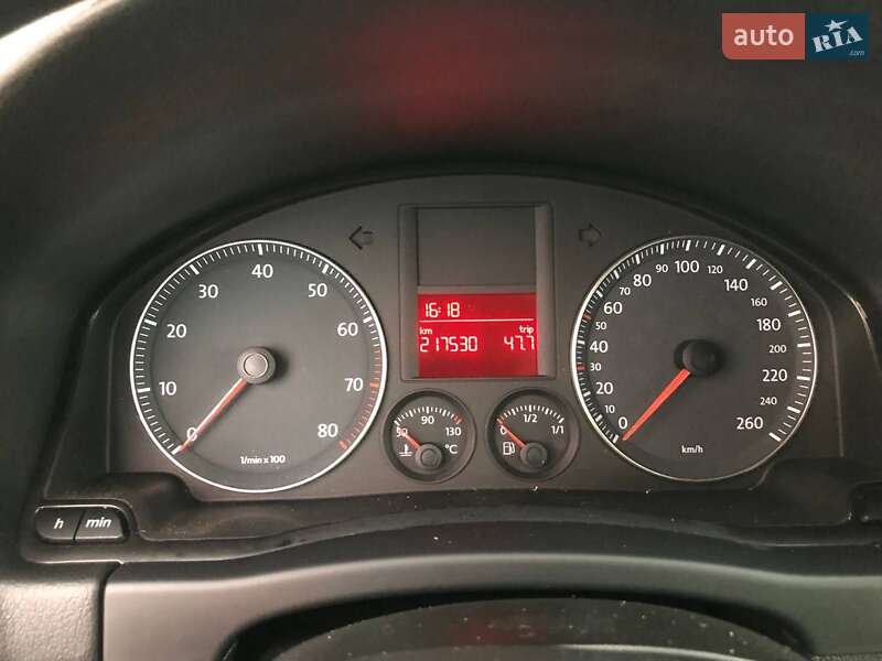 Хэтчбек Volkswagen Golf 2006 в Луцке фото 26 Хэтчбек Volkswagen Golf 2006 в Луцке