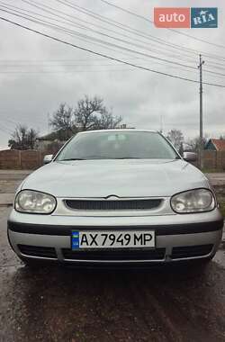 Хэтчбек Volkswagen Golf 2000 в Мерефа