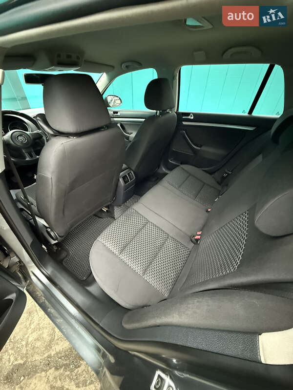 Универсал Volkswagen Golf 2011 в Белой Церкви