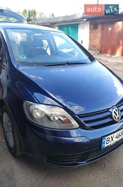 Хетчбек Volkswagen Golf 2005 в Хмельницькому