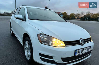 Универсал Volkswagen Golf 2015 в Полтаве