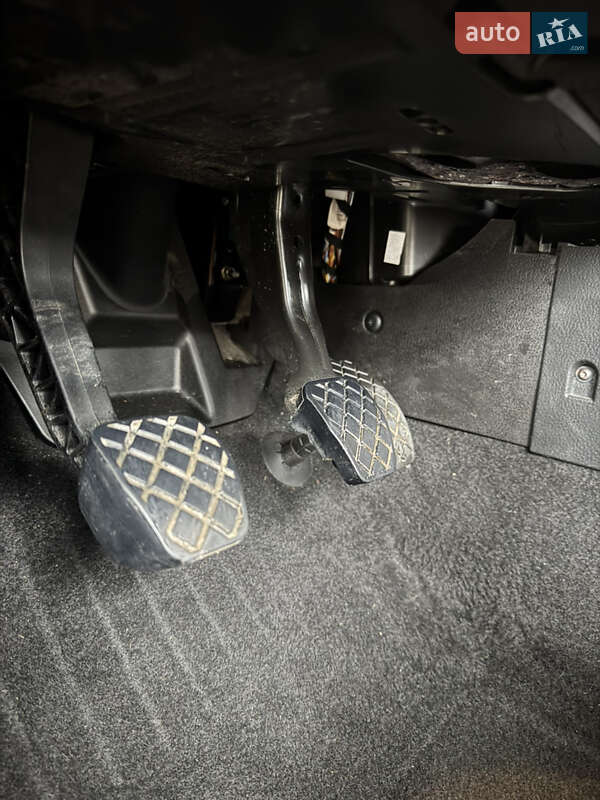 Хетчбек Volkswagen Golf 2003 в Чемерівцях фото 23 Хетчбек Volkswagen Golf 2003 в Чемерівцях