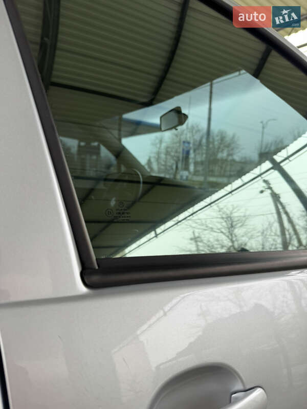 Хетчбек Volkswagen Golf 2003 в Чемерівцях фото 38 Хетчбек Volkswagen Golf 2003 в Чемерівцях