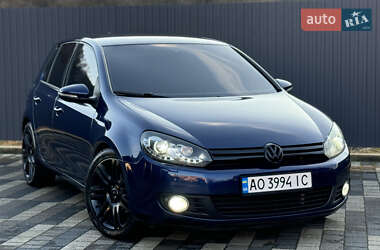 Хэтчбек Volkswagen Golf 2009 в Сваляве