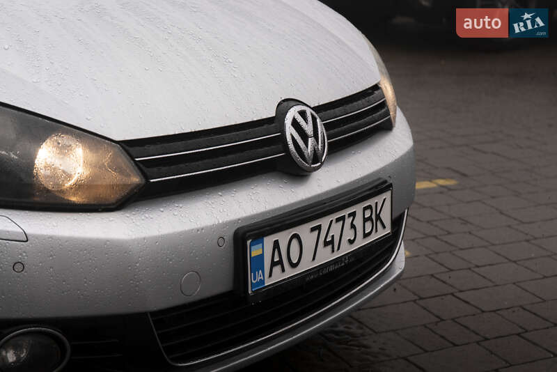 Универсал Volkswagen Golf 2010 в Ужгороде