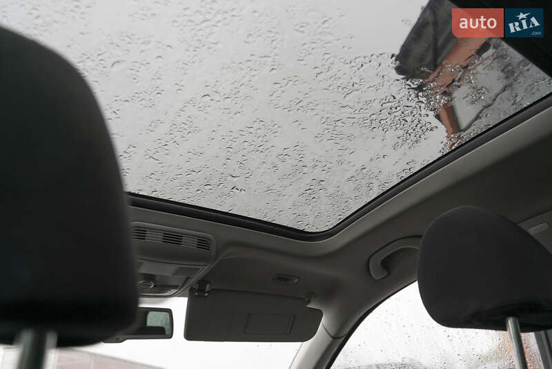 Универсал Volkswagen Golf 2010 в Ужгороде