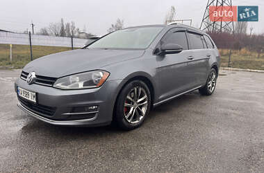 Універсал Volkswagen Golf 2015 в Києві
