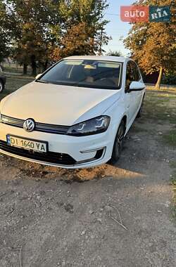Хэтчбек Volkswagen Golf 2014 в Черкассах