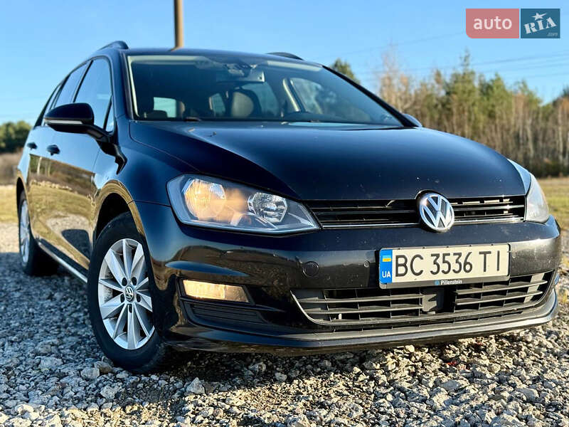 Універсал Volkswagen Golf 2014 в Новояворівську