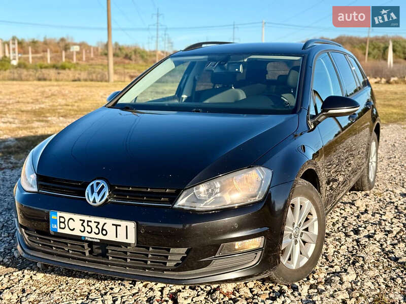 Універсал Volkswagen Golf 2014 в Новояворівську
