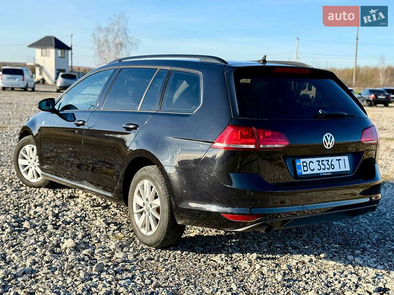 Універсал Volkswagen Golf 2014 в Новояворівську