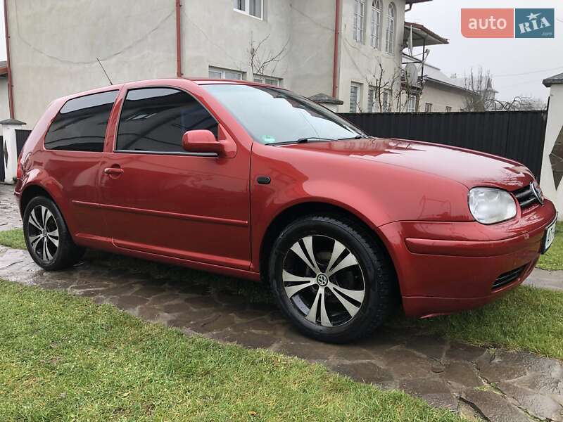 Хэтчбек Volkswagen Golf 1998 в Коломые