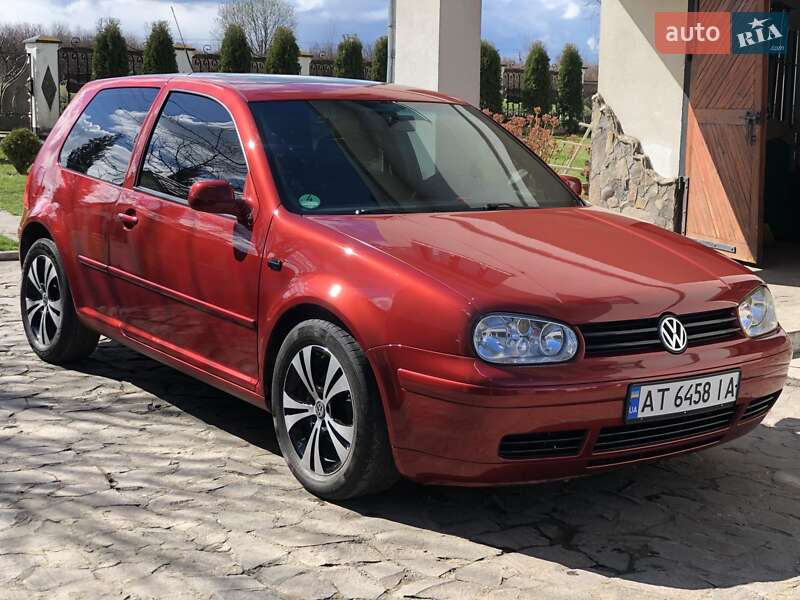 Хэтчбек Volkswagen Golf 1998 в Коломые