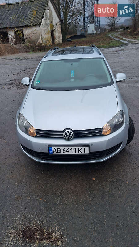 Универсал Volkswagen Golf 2009 в Томашполе