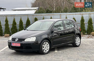 Хэтчбек Volkswagen Golf 2005 в Умани